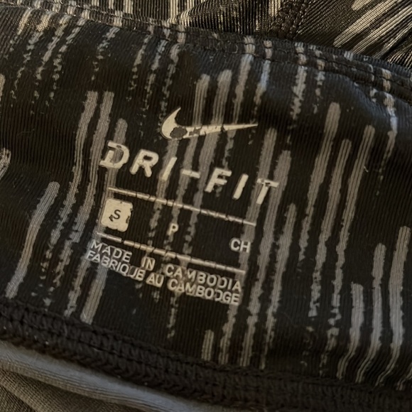 Black and Gray Nike Running Leggings Size Small - Picture 4 of 4